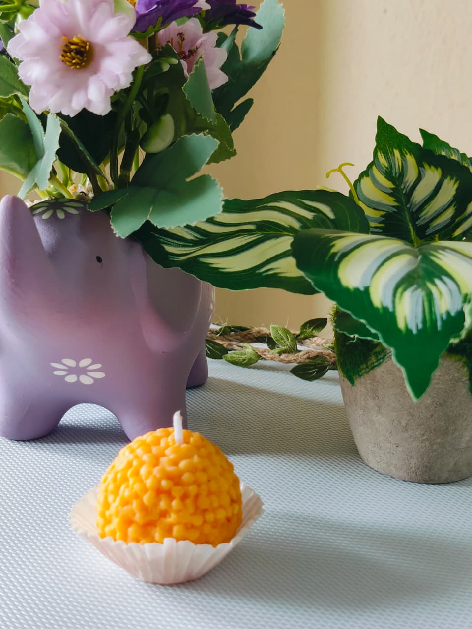 Motichur Laddu Candle